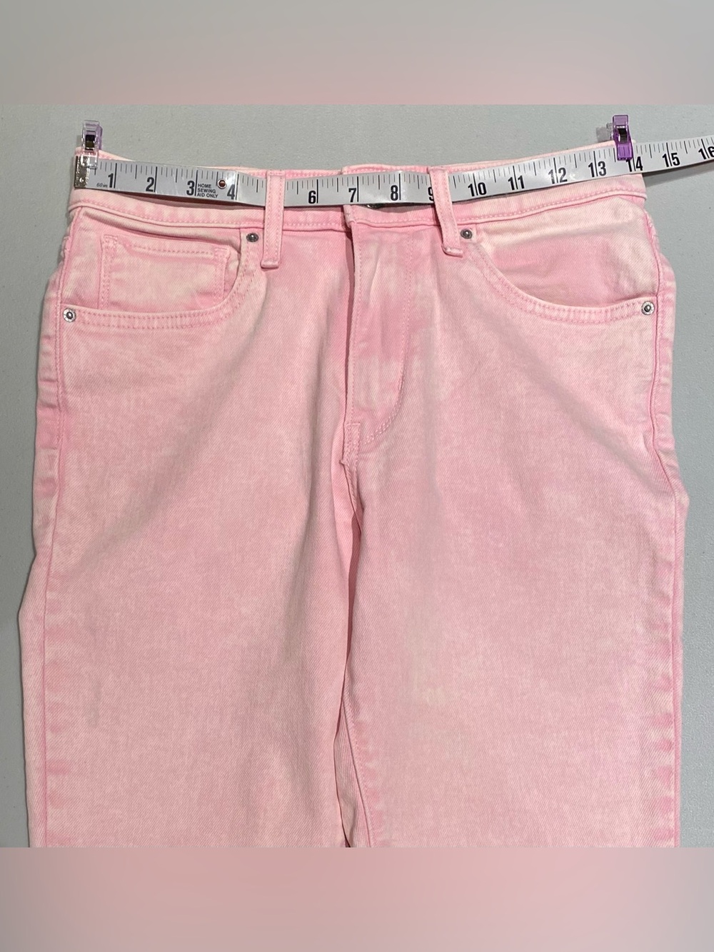 Levi's 721 High-Rise Skinny Pink Jeans, size 28. - Picture 3 of 7